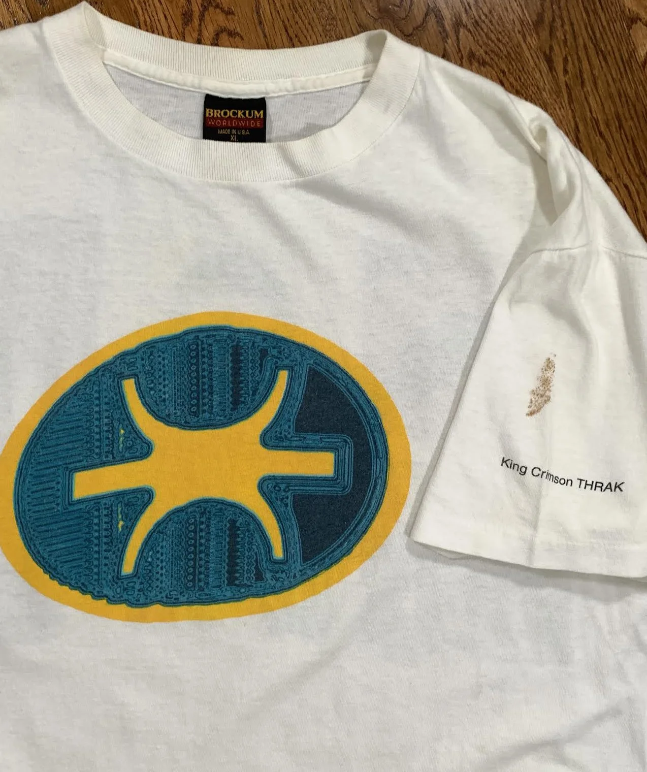 【Vintage】King Crimson THRAK ツアーTシャツ Vtg 1995 King Crimson Vrooom Thrak Tour Concert T-shirt Red